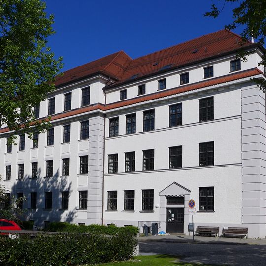 Teil der ehemaligen Nachrichtenkaserne