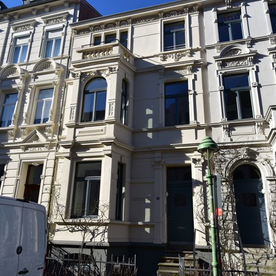 Kurfürstenstraße 33