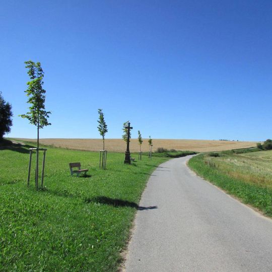 Kříž jižně od Kojčic u cesty do Krasíkovic