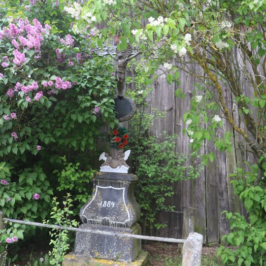 Kříž na západním okraji Lhotic