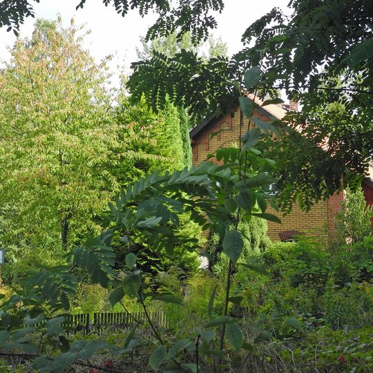 Eisenbahnerwohnhaus Friedrich-Gottlob-Keller-Straße 4; 5