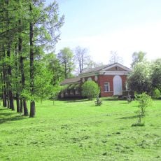 Восточный флигель (Отрадное)