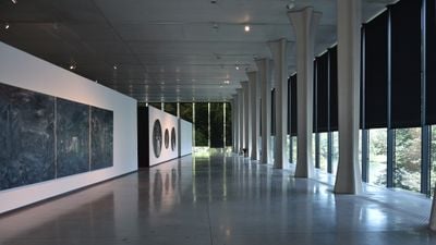 Interior 0