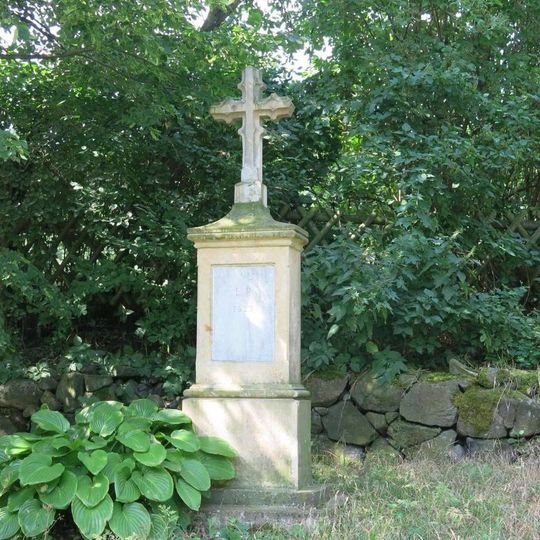 Kříž na rozcestí u Radostic