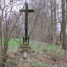 Kříž částečně dřevěný na jižním okraji Putimova