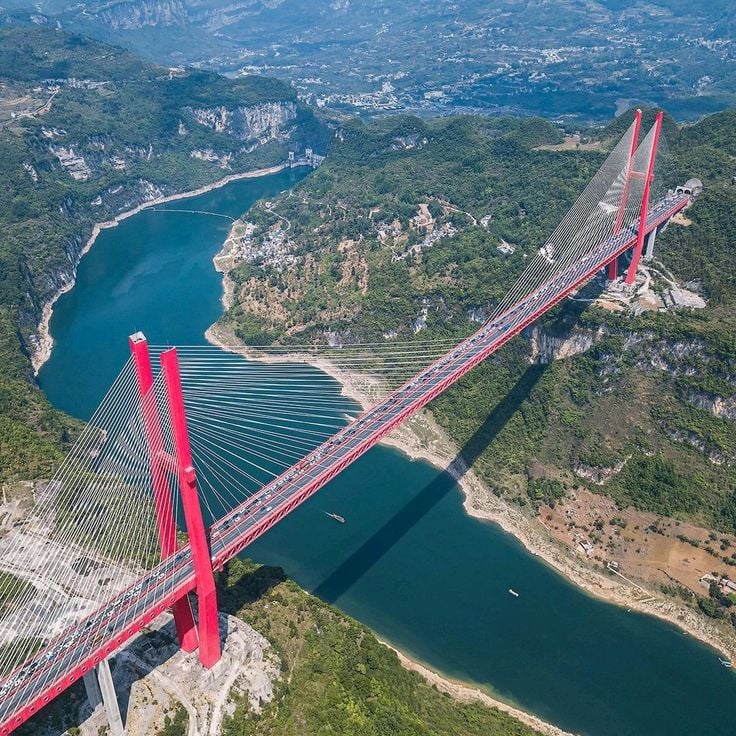 Yachi River Bridge – 800 m