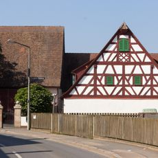 Anwesen Neunhofer Schulweg 1