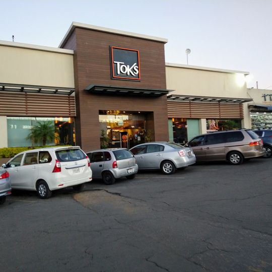 Toks Plaza San Jerónimo