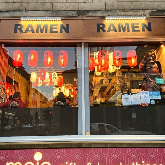 Maki & Ramen