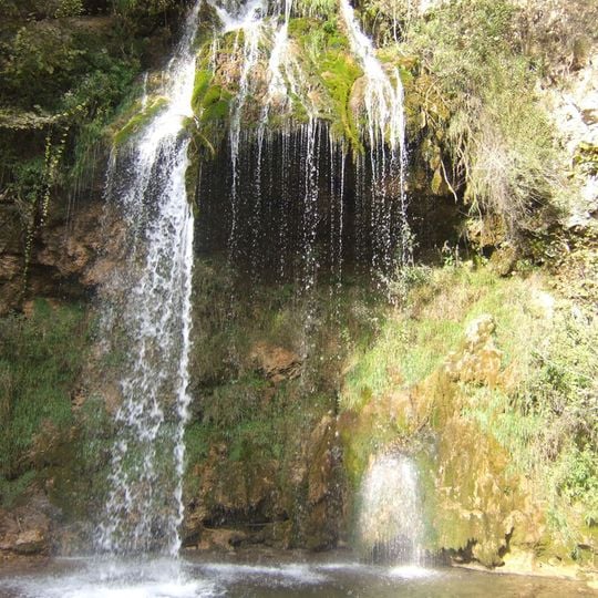 Споменик природе Бјелушка потајница