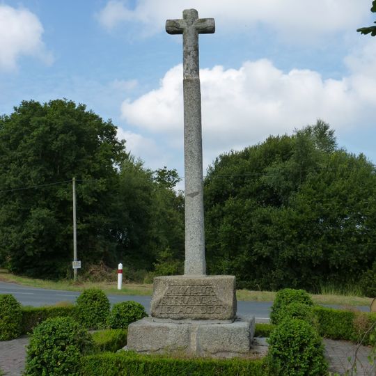 Croix de chemin de la rue de la Gare à Bégard