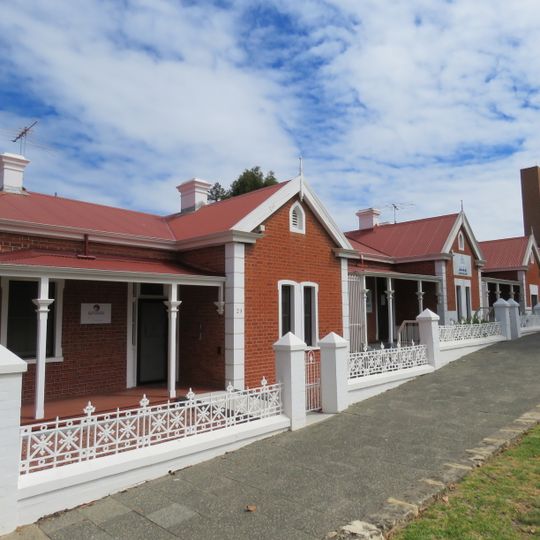 Victoria Square Cottages