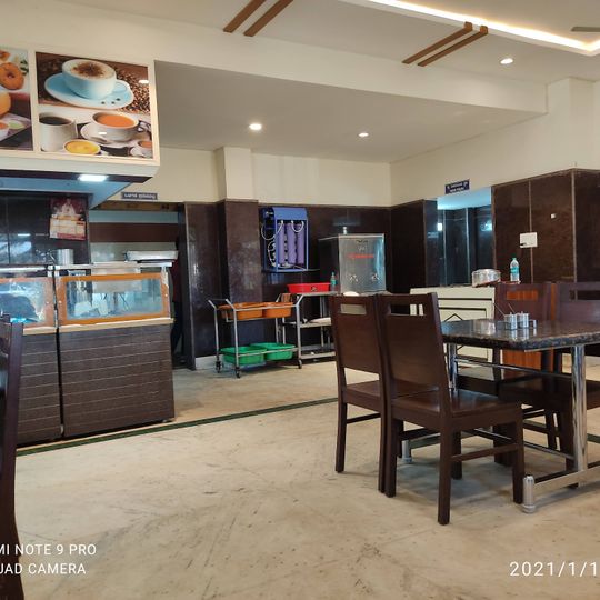 Hotel Nanjundeshwara, Veg Restaurant And Party Hall