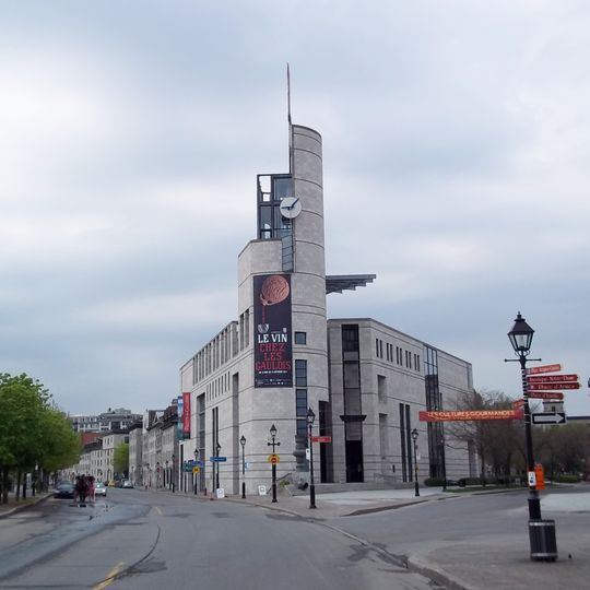 Pointe-à-Callière Museum