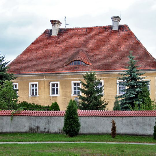 Plebania kościoła św. Marii Magdaleny w Brzeźnicy