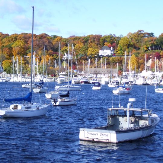East Shore Road Historic District