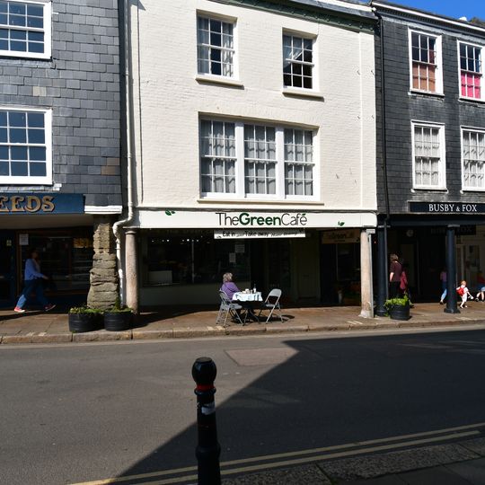 33 High Street
