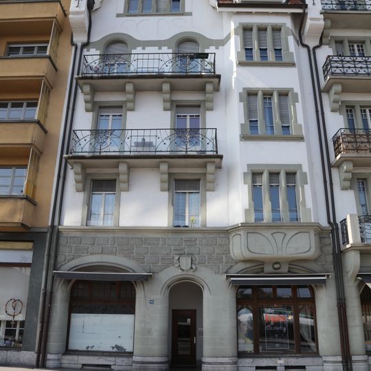 Mietshaus des Unternehmers Hercule Hogg-Mons, Avenue du Midi 19