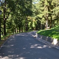 Kaštieľ Halič s areálom, park