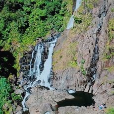 Vuwa Falls