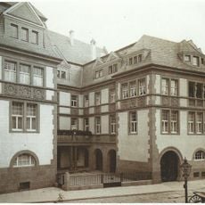 Budapester Straße 23