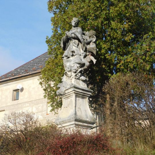 Sousoší svatého Jana Nepomuckého v Ratajích