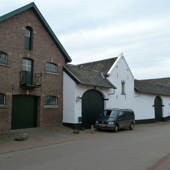 Dorpsstraat 130, Eckelrade