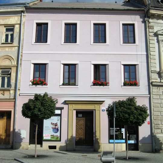 Hlavní náměstí 6