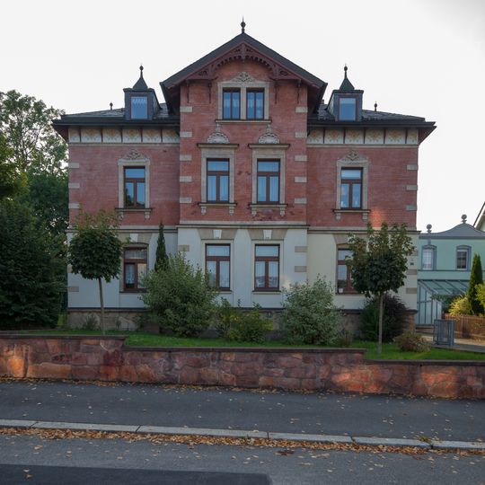 Louis-Schreiter-Straße 7