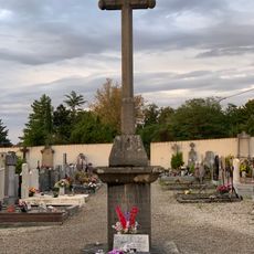 Cemetery cross of Béligneux