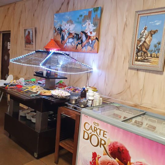 Le Kasbar