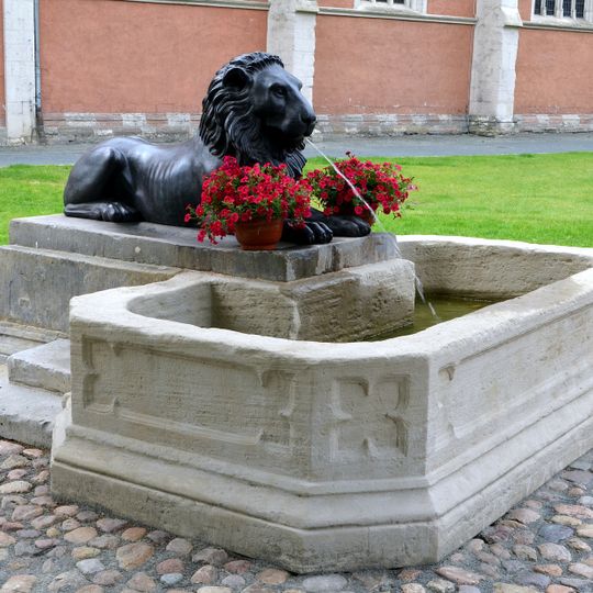 Löwenbrunnen