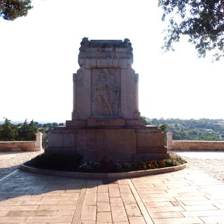 War memorial in Locorotondo