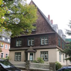 Villa mit Garten und Einfriedung Küchwaldring 10