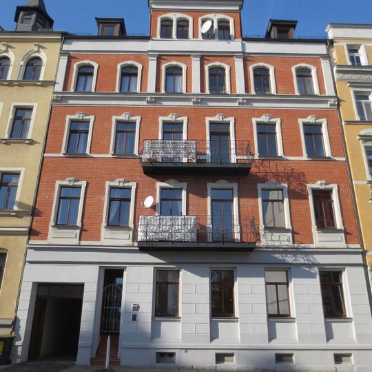 Mietshaus in geschlossener Bebauung Winklerstraße 19