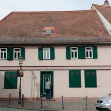 Steinheimer Straße 8