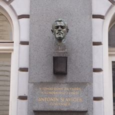 Antonín Slavíček memorial plaque