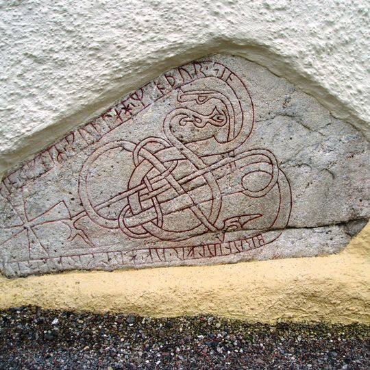 Uppland Runic Inscription 252