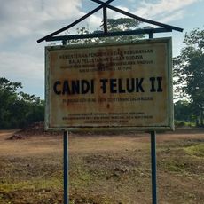 Candi Teluk II