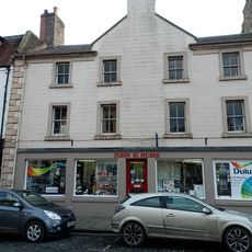 Kelso, 1-3 Horsemarket