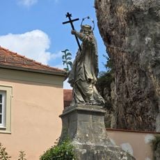 Statua