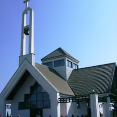 Keturnaujiena chapel