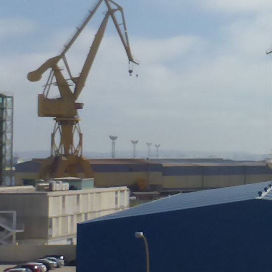 Edificio de Oficinas en Astilleros