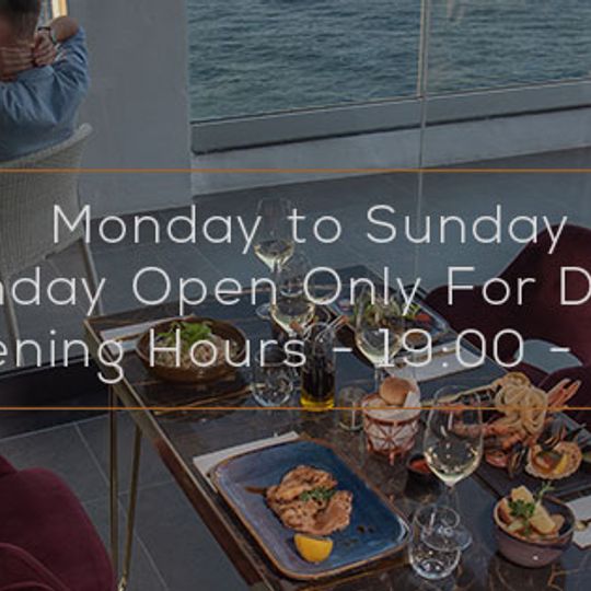 The Skyroom Cocktail Bar & Grill