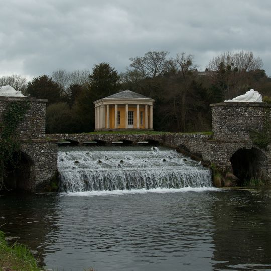 The Cascade West Wycombe Park