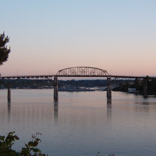Manette Bridge