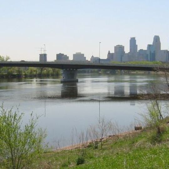 Broadway Avenue Bridge