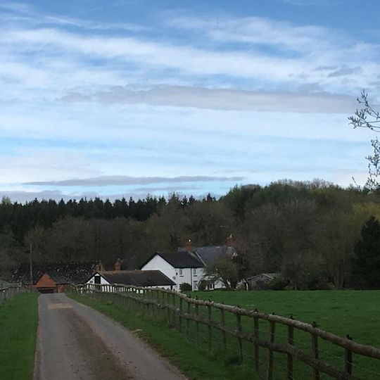 Ton Farmhouse
