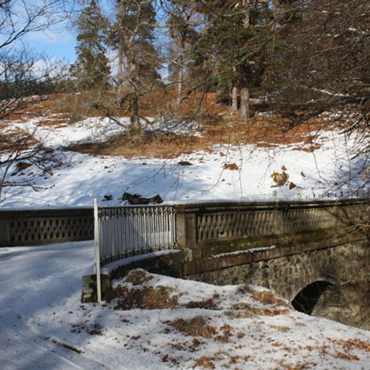 Balavil Bridge Over Raitts  Burn