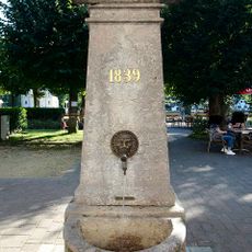 Historischer Säulenbrunnen